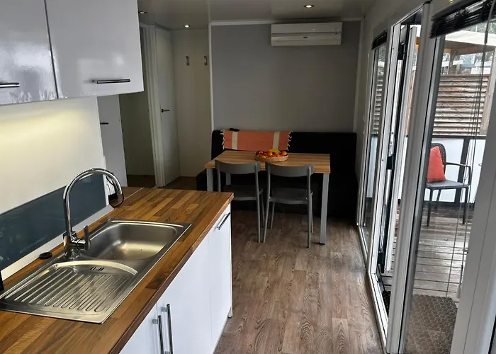 Estivo Mobile Homes On Bella Italia Sardinia Kemping Marina di Sorso